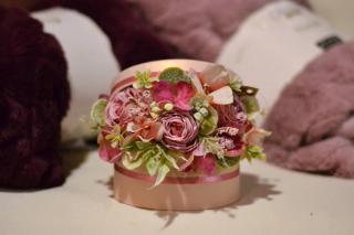 Valentin napi virágos dekorációk