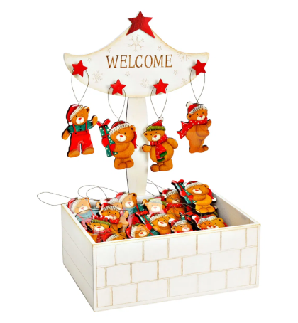 Macis karácsonyfadísz fából, 6x8 cm