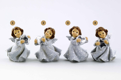 Angyal figura, kerámia angyalka, angyal dísz szívvel, csillaggal, ezüst, 7 cm