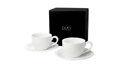 Krémfehér elegáns porcelán csésze+alj szett díszdobozban, 120 ml, 2 db
